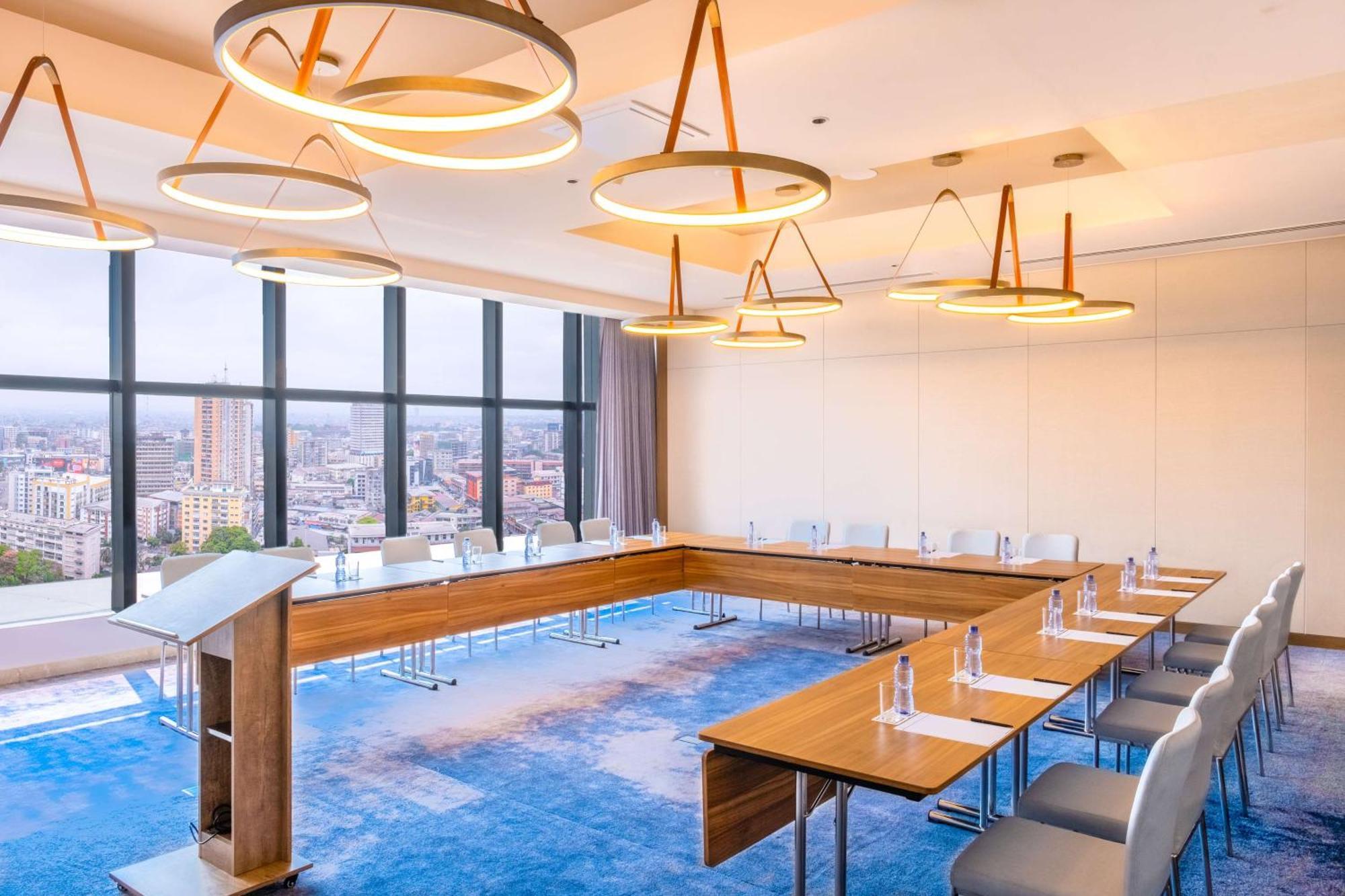 Hilton Kinshasa Hotel ภายนอก รูปภาพ