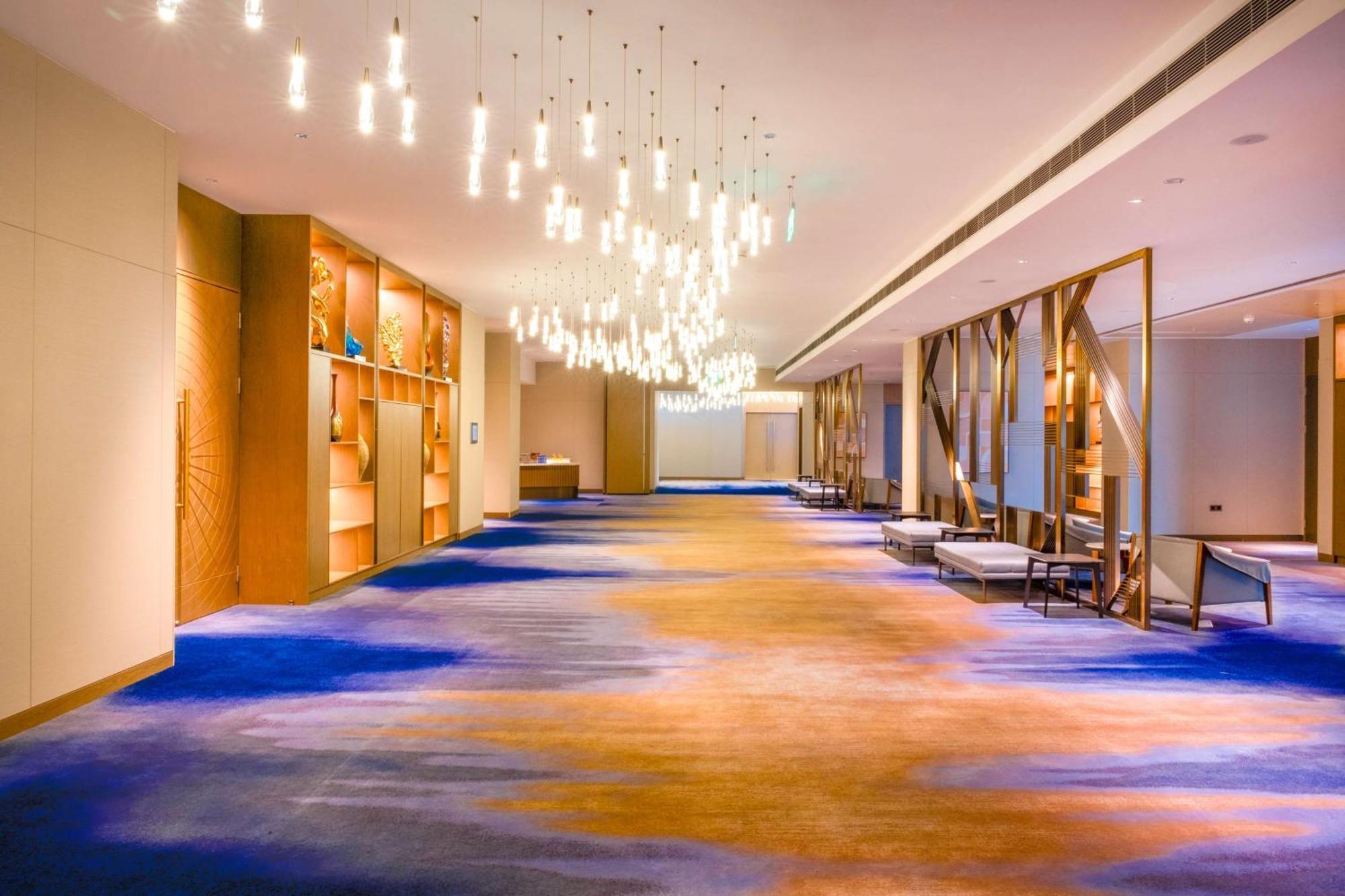 Hilton Kinshasa Hotel ภายนอก รูปภาพ