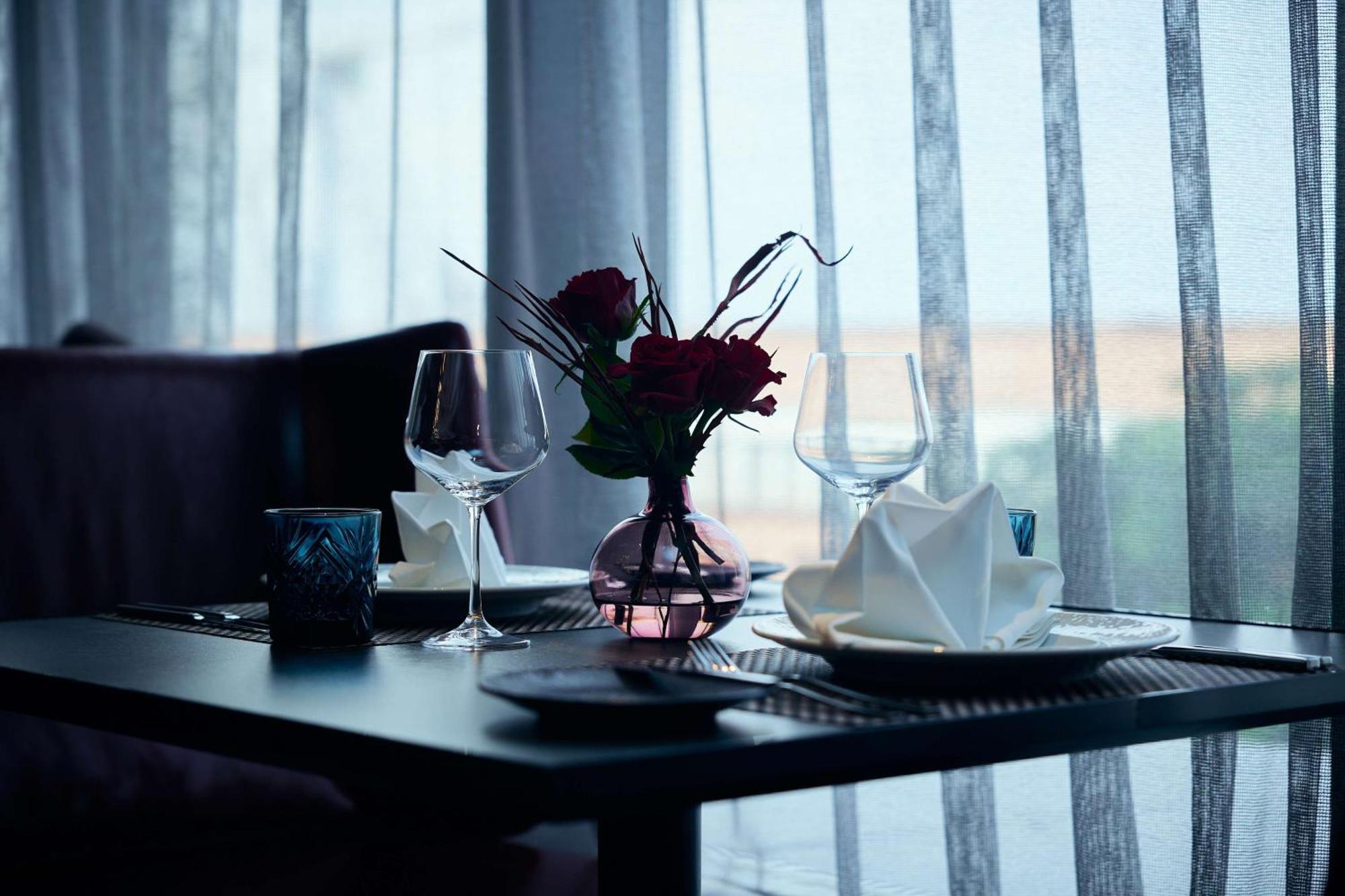 Hilton Kinshasa Hotel ภายนอก รูปภาพ